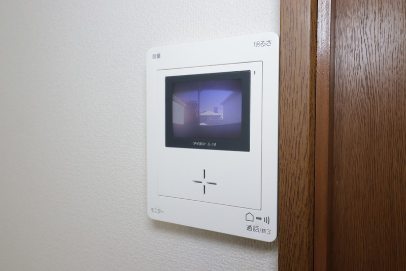 セキュリティ　モニタ付きインターホン