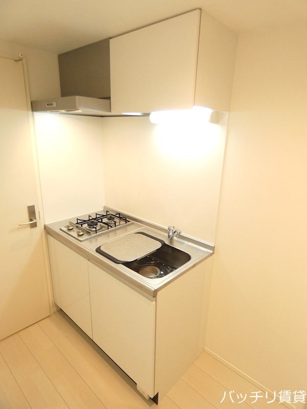 キッチン　同型タイプの為、現状を優先いたします。