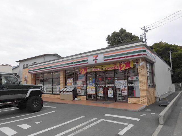 コンビニ　セブンイレブン三島南本町店（コンビニ）まで377m