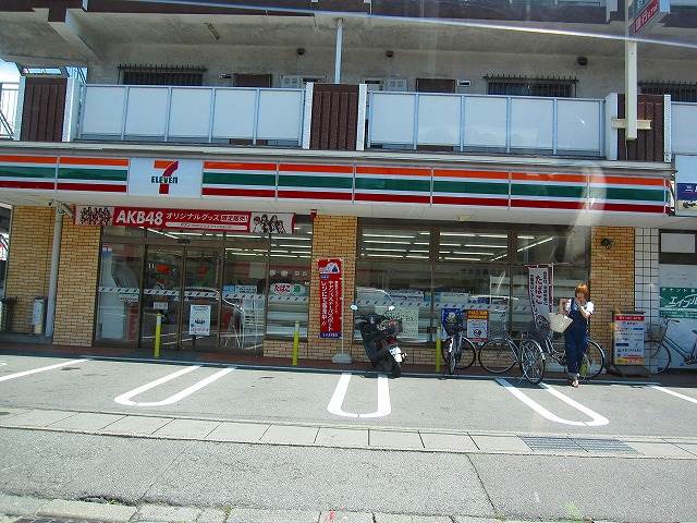 コンビニ　セブンイレブン三島日の出町店（コンビニ）まで442m