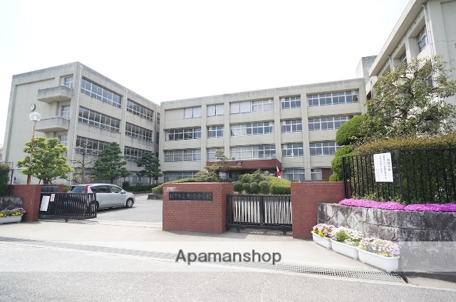 中学校　橿原市立橿原中学校（中学校）まで2721m