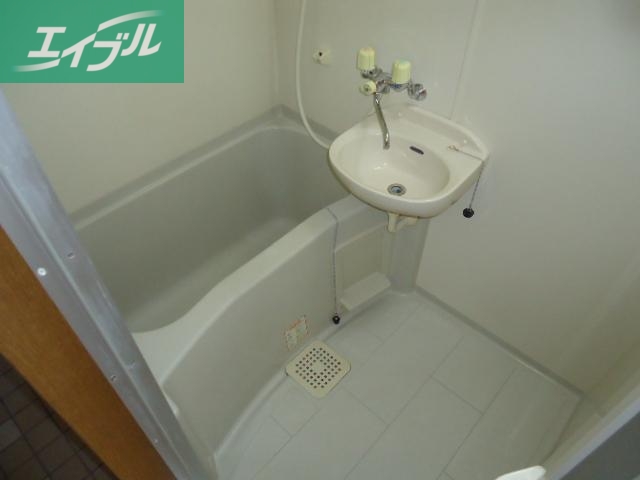 バス・シャワールーム　バス