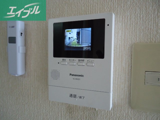 セキュリティ　モニター付きインターホン