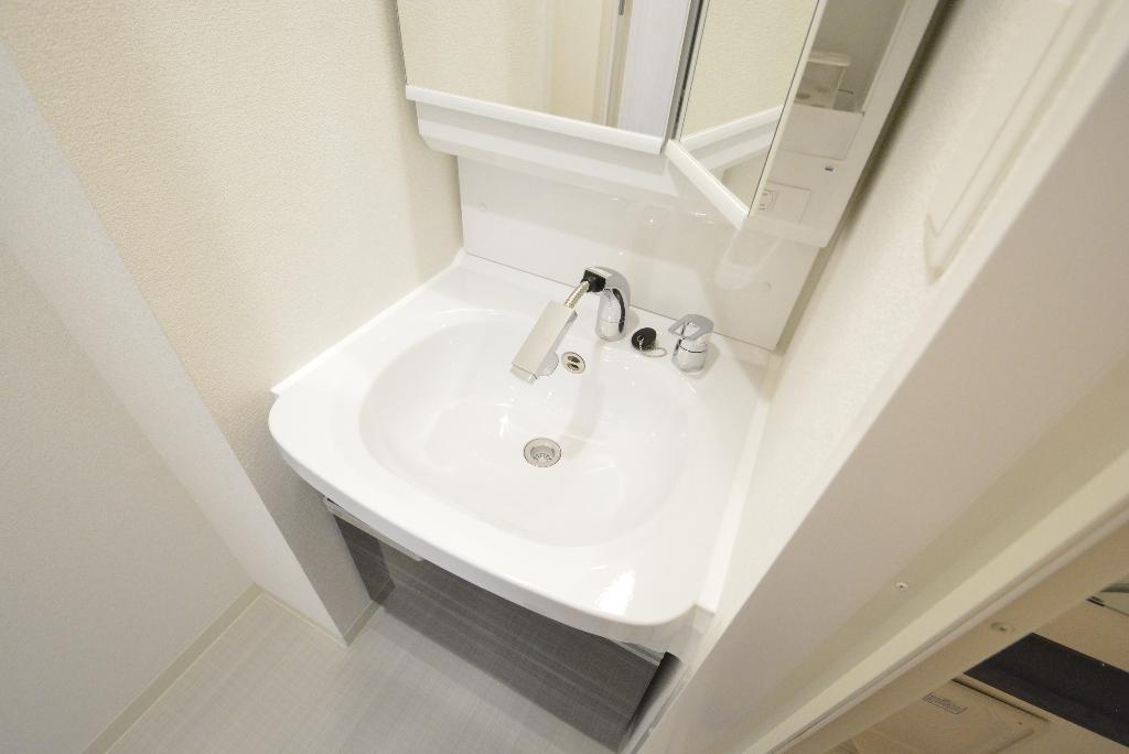 洗面設備　洗髪洗面化粧台