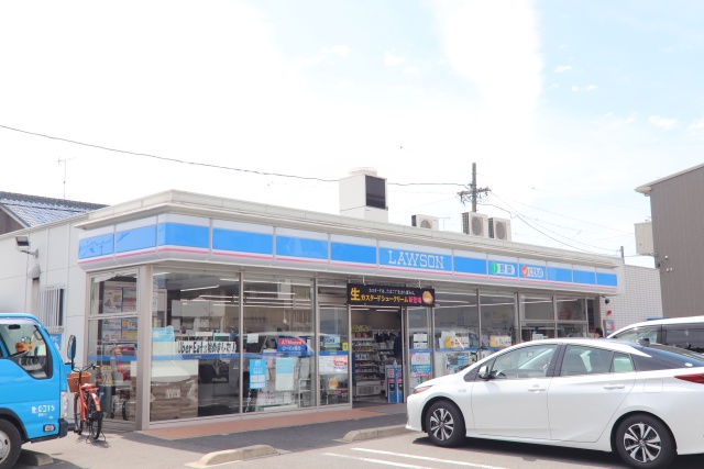 コンビニ　ローソン　熱田一番二丁目店（コンビニ）まで141m