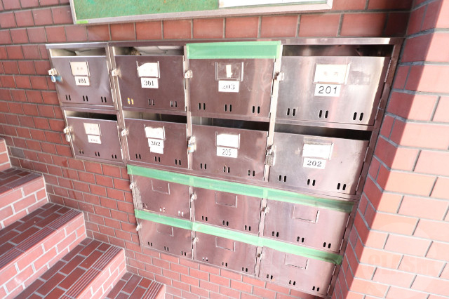 その他共有部分　集合ポストあります