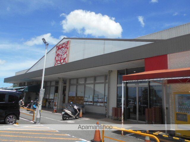 スーパー　マツゲン内原店様（スーパー）まで700m