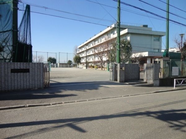 小学校　東市が尾小学校（小学校）まで229m