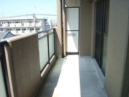 バルコニー　落ち着いた時間を過ごせるバルコニーです