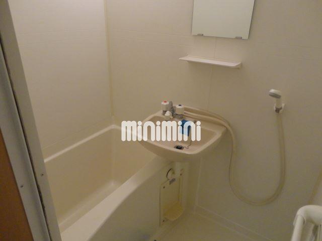 バス・シャワールーム　ゆっくりくつろいでください