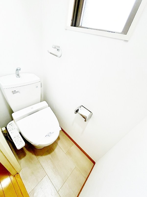 トイレ　★温水洗浄便座トイレ★