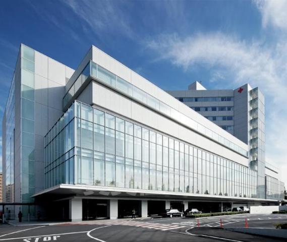 コンビニ　ファミリーマート　大阪赤十字病院（コンビニ）まで1059m