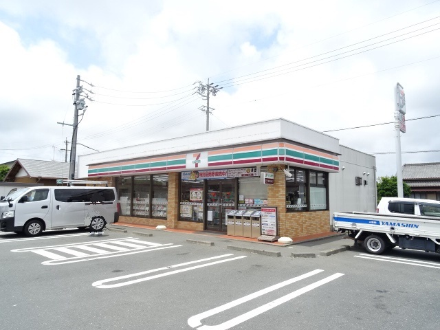 コンビニ　セブンイレブン浜松伊左地町店（コンビニ）まで1053m