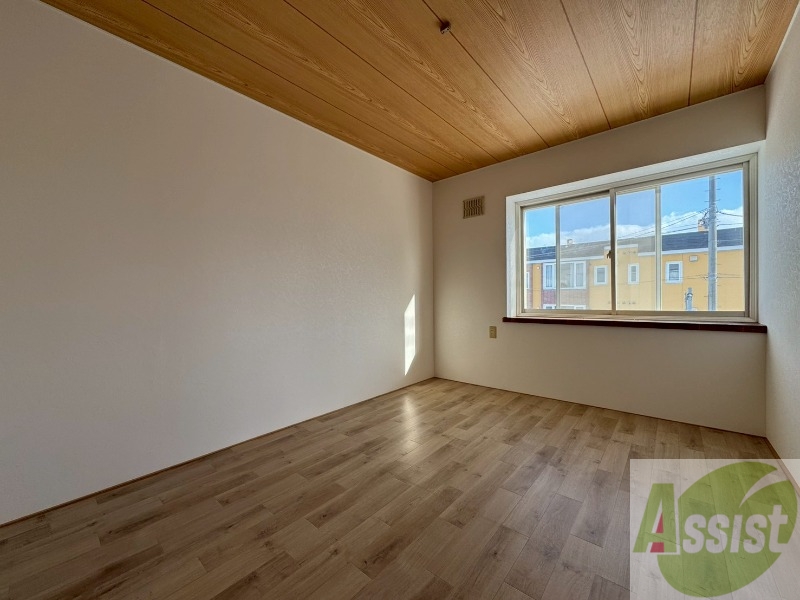 その他部屋・スペース　寝室です。部屋をどう使うかはあなた次第です！