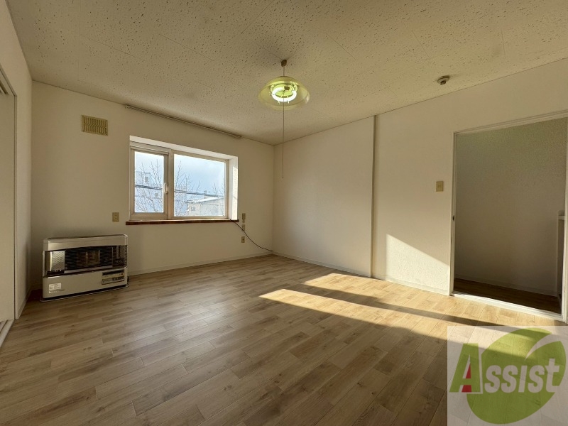 居室・リビング　広くてキレイなお部屋が広がっていて、充実した生活が送れそう。