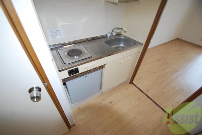 キッチン　冷蔵庫あり