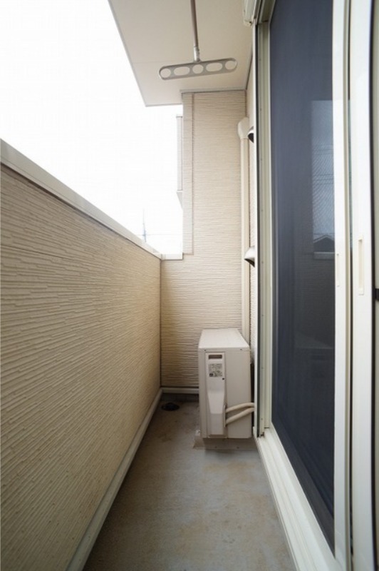 バルコニー　図面と現状に相違がある場合には現状を優先