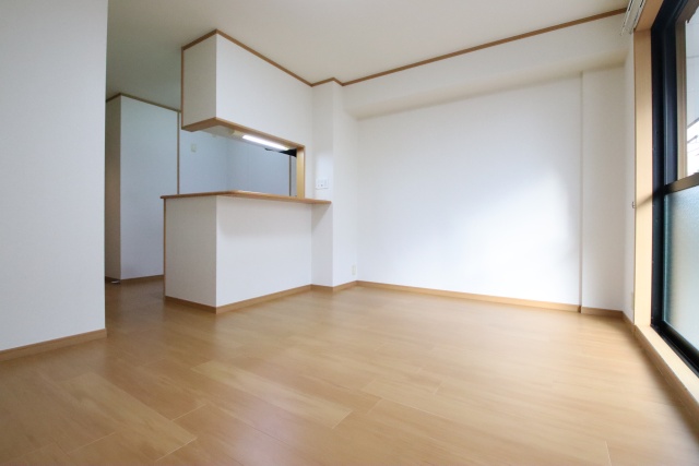 居室・リビング　※別室の参考写真の為、現況優先です。