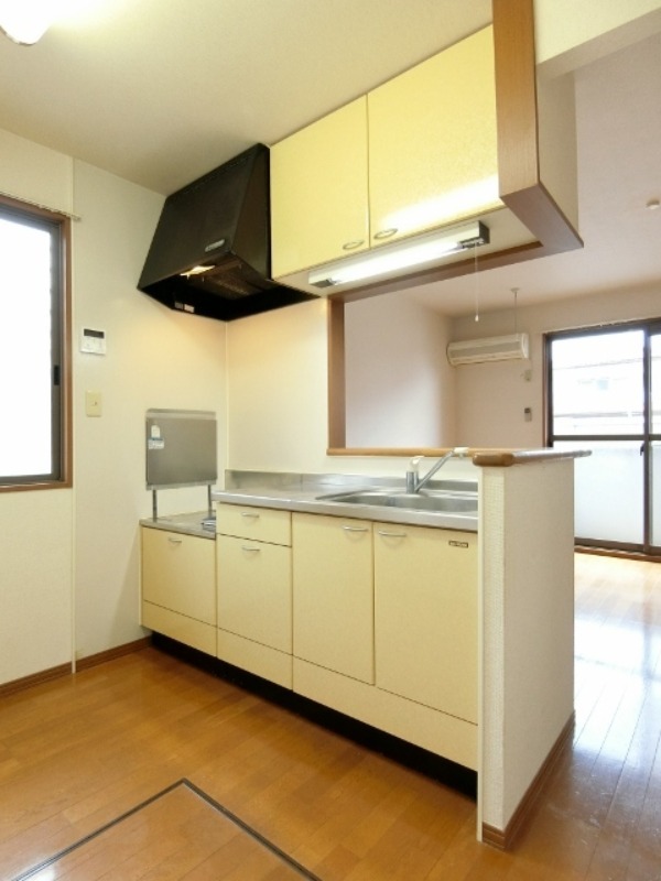 キッチン　図面と現状に相違がある場合には現状を優先