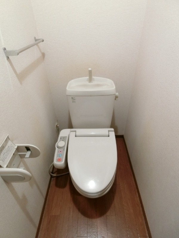 トイレ　図面と現状に相違がある場合には現状を優先