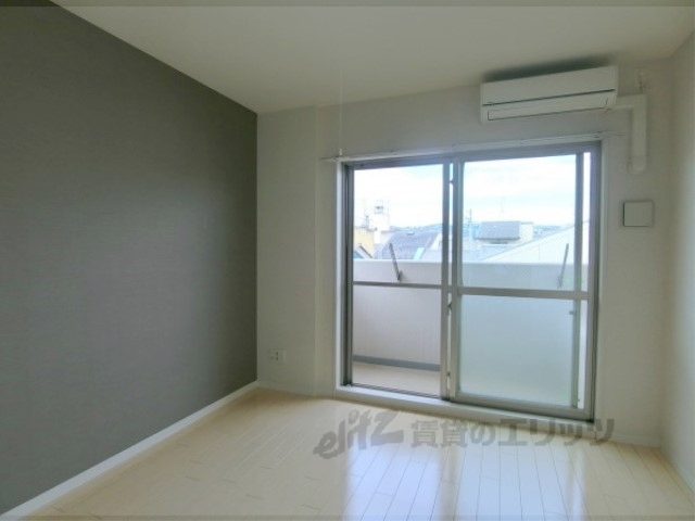 居室・リビング　洋室