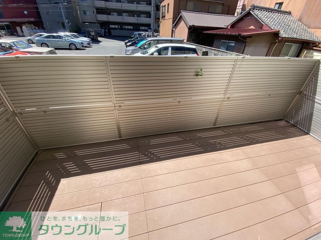 バルコニー　駐車場