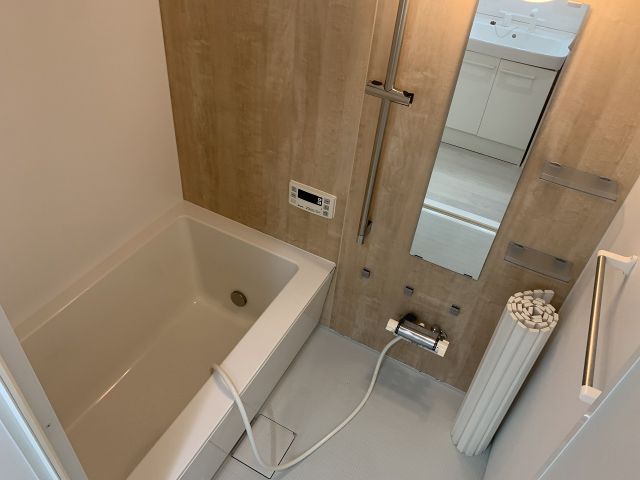 バス・シャワールーム