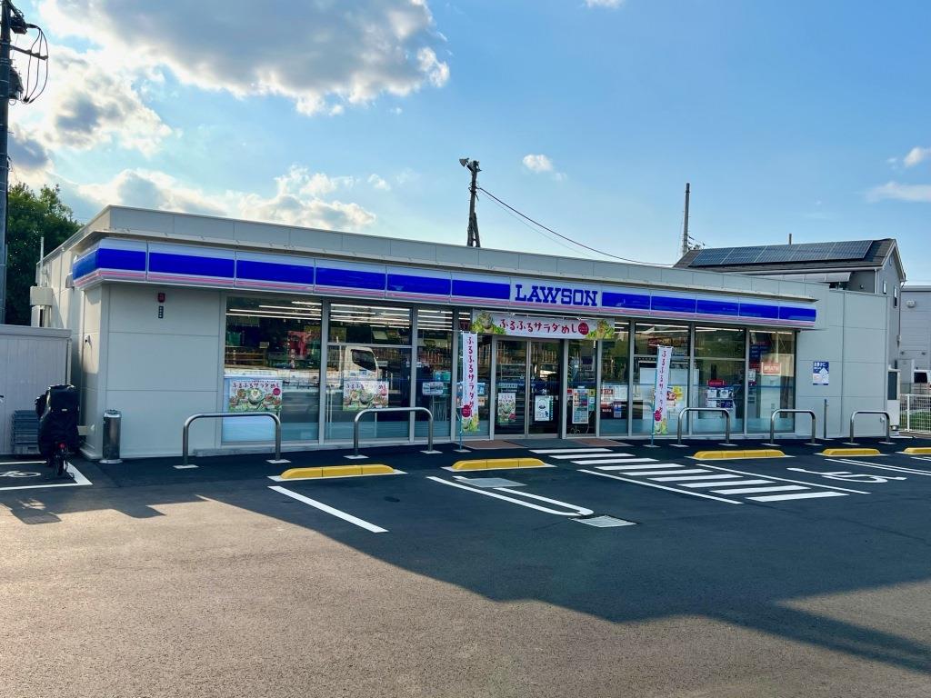 コンビニ　ローソン 川口石神店（コンビニ）まで647m