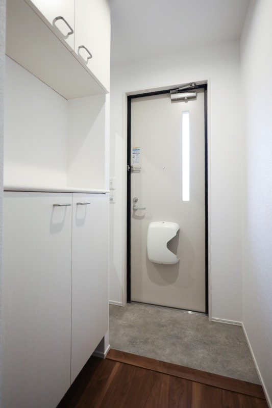 玄関　図面と現状に相違がある場合には現状を優先