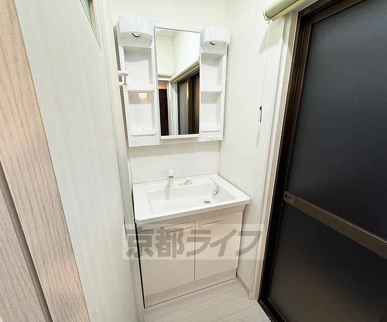 洗面設備　独立洗面台