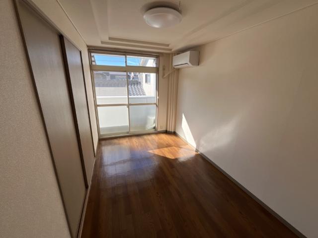 居室・リビング　洋室