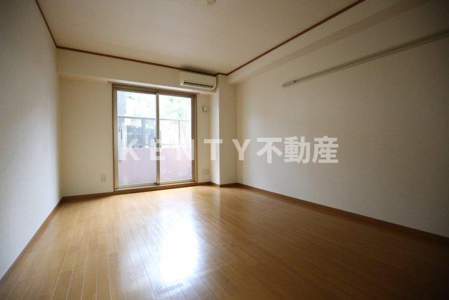 居室・リビング　ゆったりとした居間です