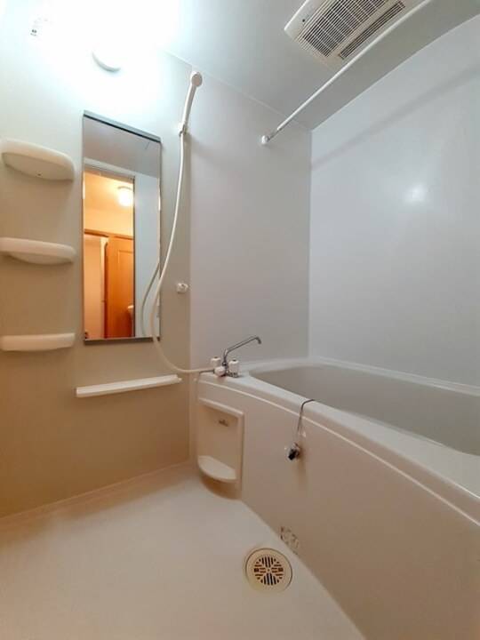 バス・シャワールーム　浴室