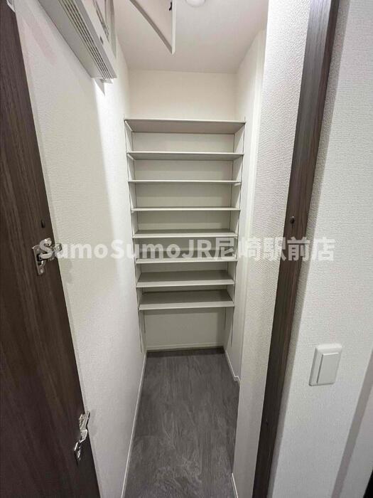 玄関　ゆったりとした玄関です