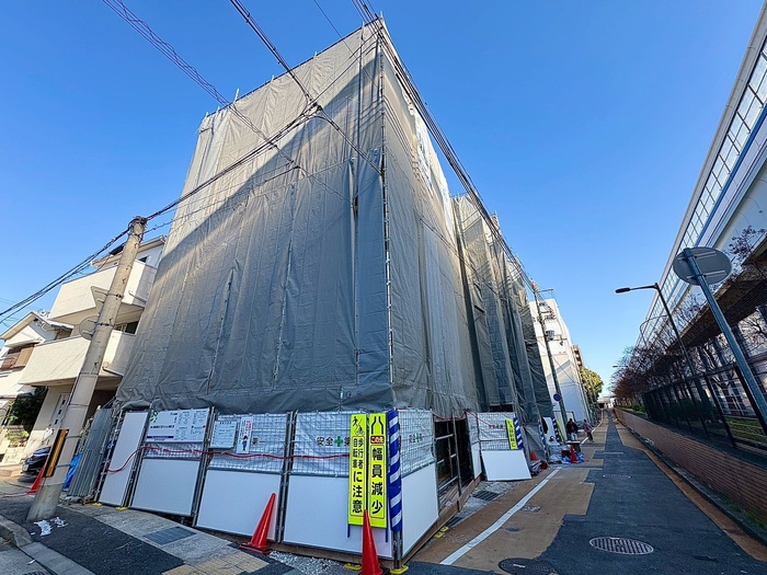 建物外観　建築中