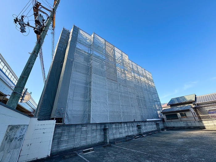 建物外観　建築中