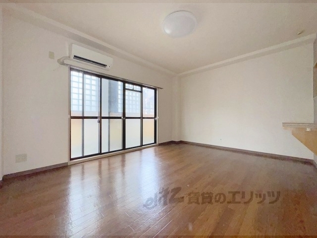 居室・リビング　洋室