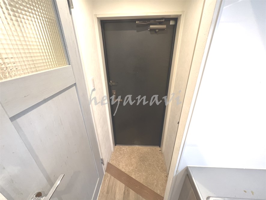 玄関　他号室参考写真