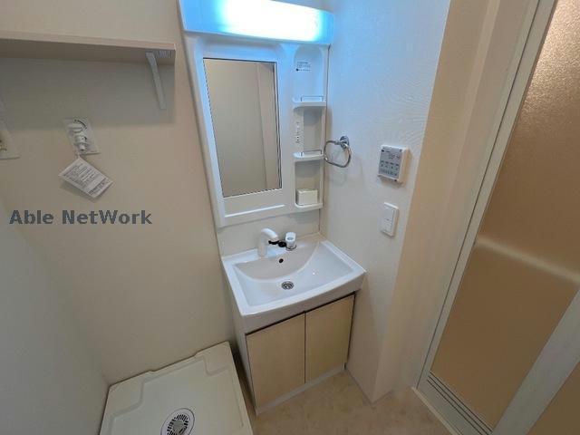 収納　ウォークインクローゼット