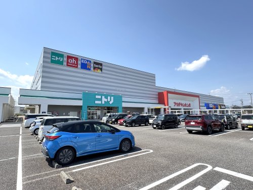 ショッピングセンター　アクロスプラザ春日井（ショッピングセンター）まで1283m