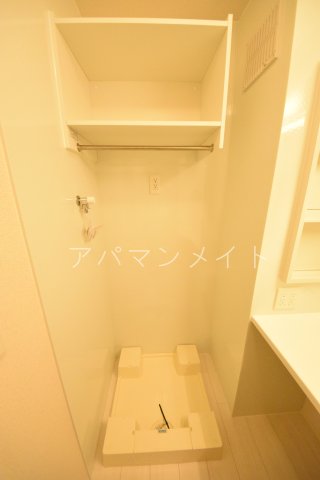 その他設備　室内洗濯機置場です