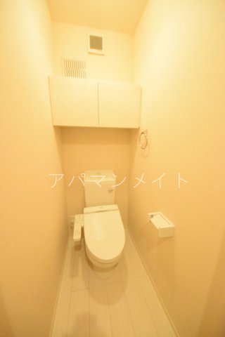 トイレ　ウォシュレット付き！