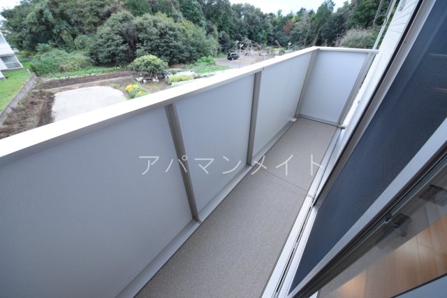バルコニー　バルコニー付き！