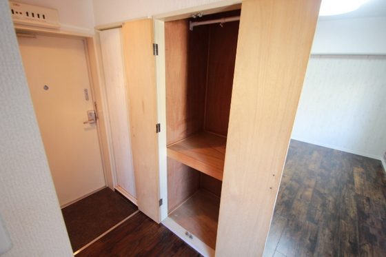 収納　※他部屋のお写真になります