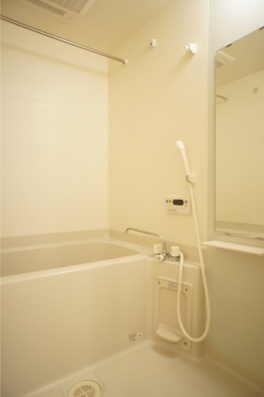 バス・シャワールーム　図面と現状に相違がある場合には現状を優先