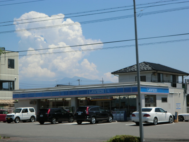コンビニ　ローソン前橋総社町2丁目店（コンビニ）まで489m