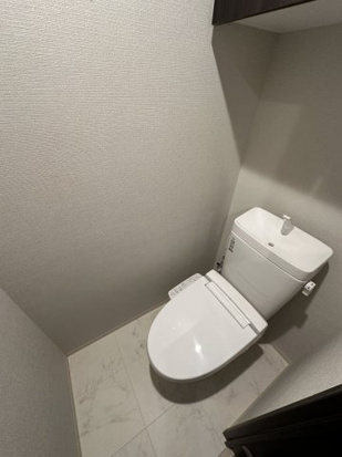 トイレ　※別部屋参考写真