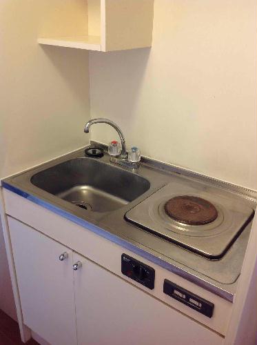 キッチン　設備・仕様は号室により異なる為、現況を優先致します。