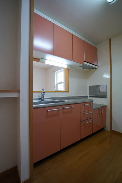 キッチン　同じ建物の別のお部屋