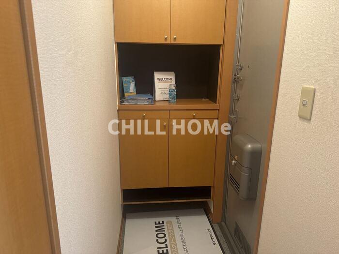 玄関　当社、チルホームのHPもご覧ください(^^)/物件情報多数♪